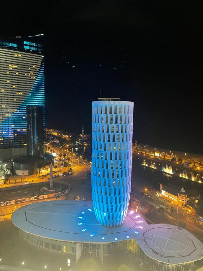 Apartment 16,26,27 Floors In Alliance Palace Batumi Exterior foto
